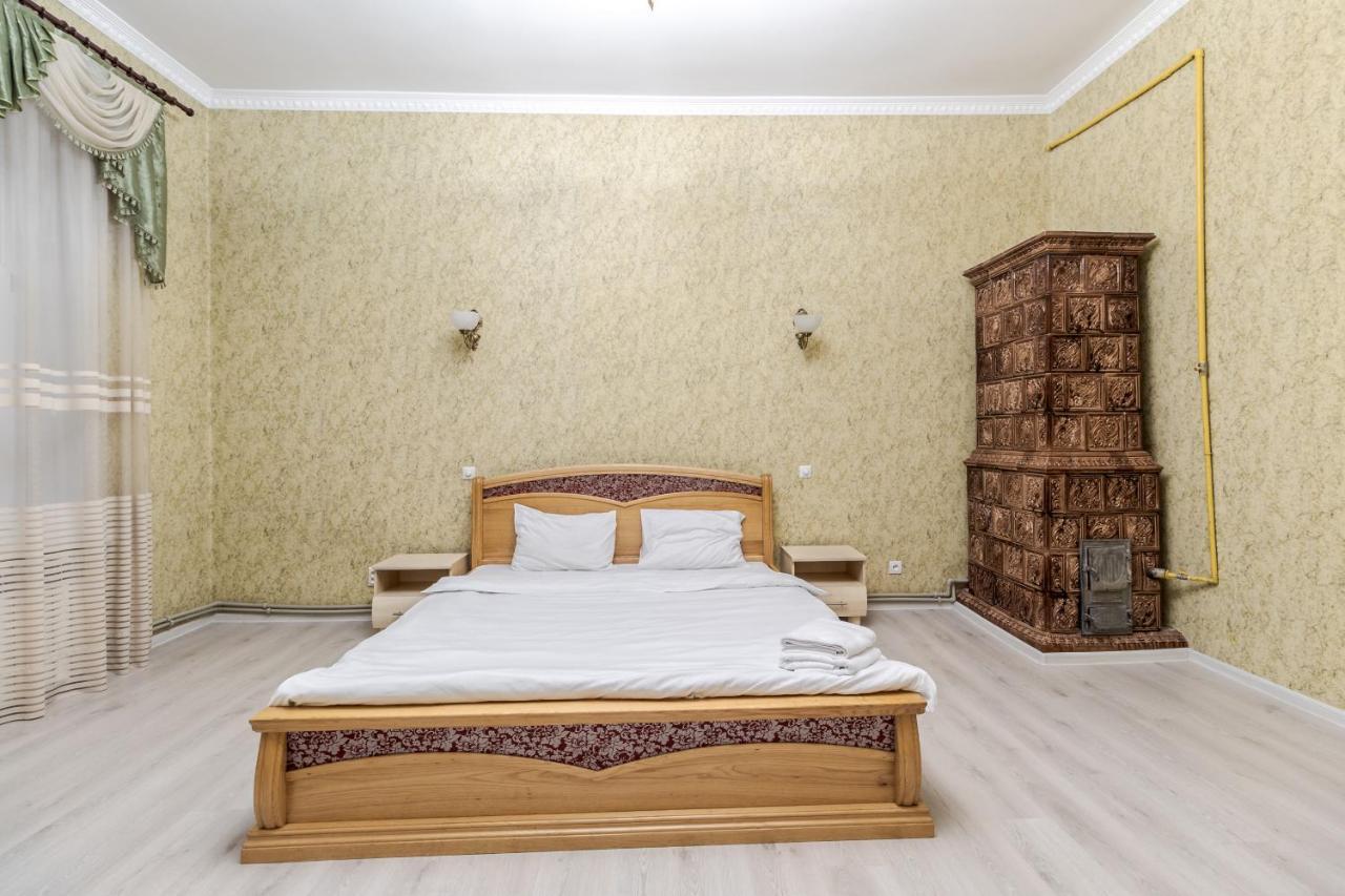 Art Balabana Apartment Lviv Exteriör bild